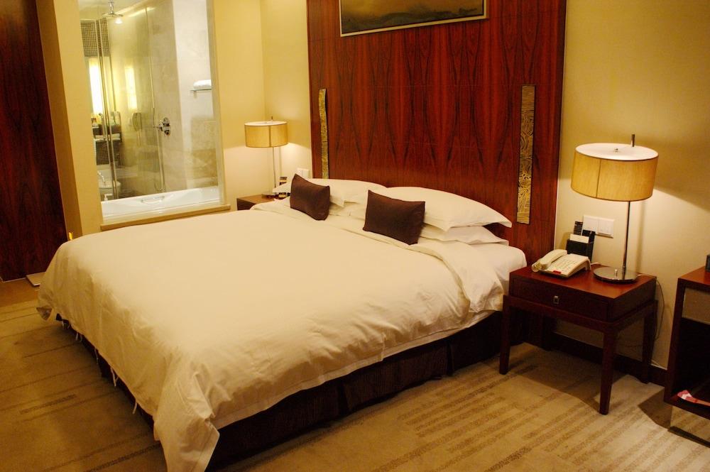 Yiwu International Mansion Hotel Ngoại thất bức ảnh