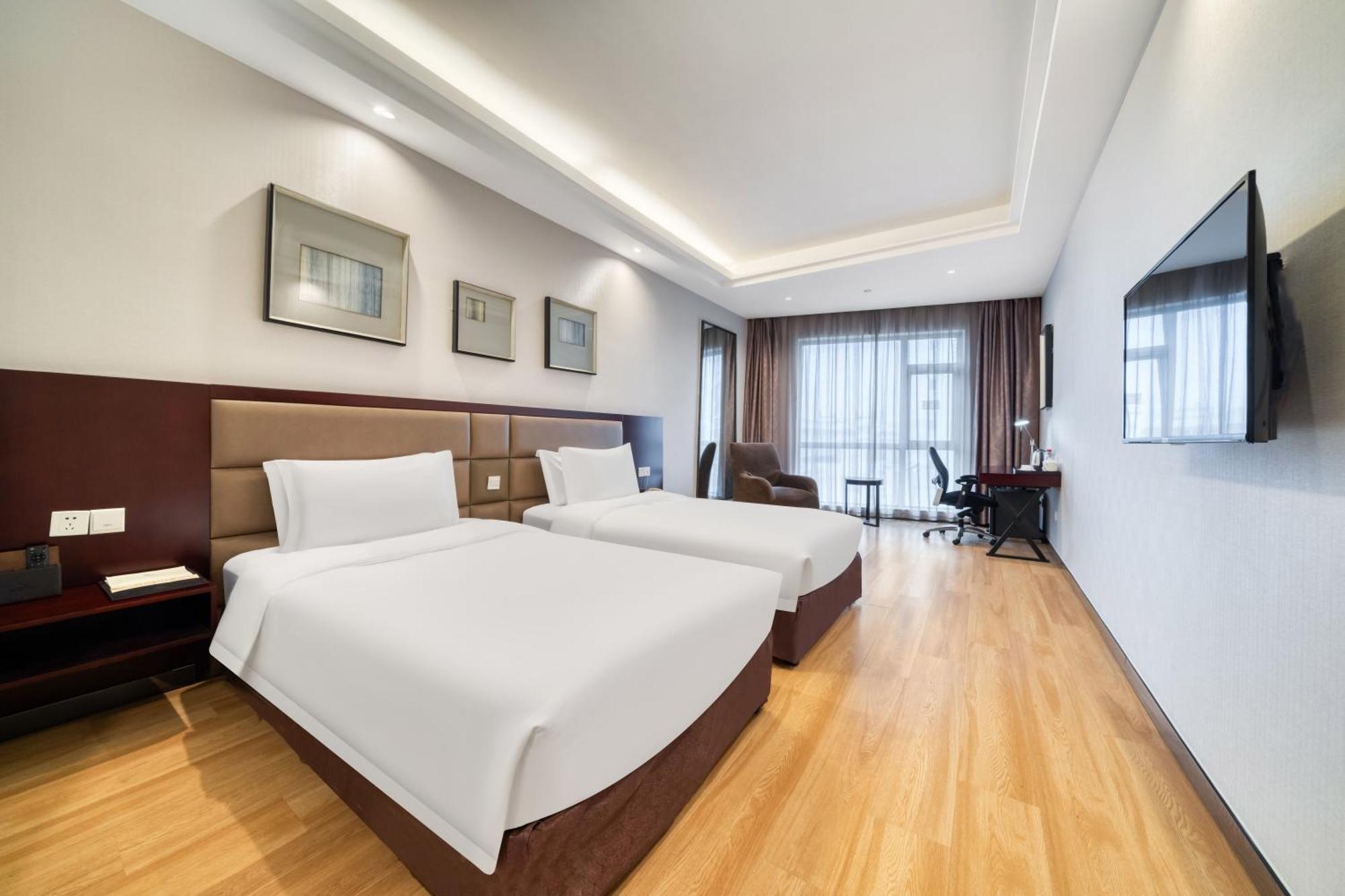 Yiwu International Mansion Hotel Ngoại thất bức ảnh