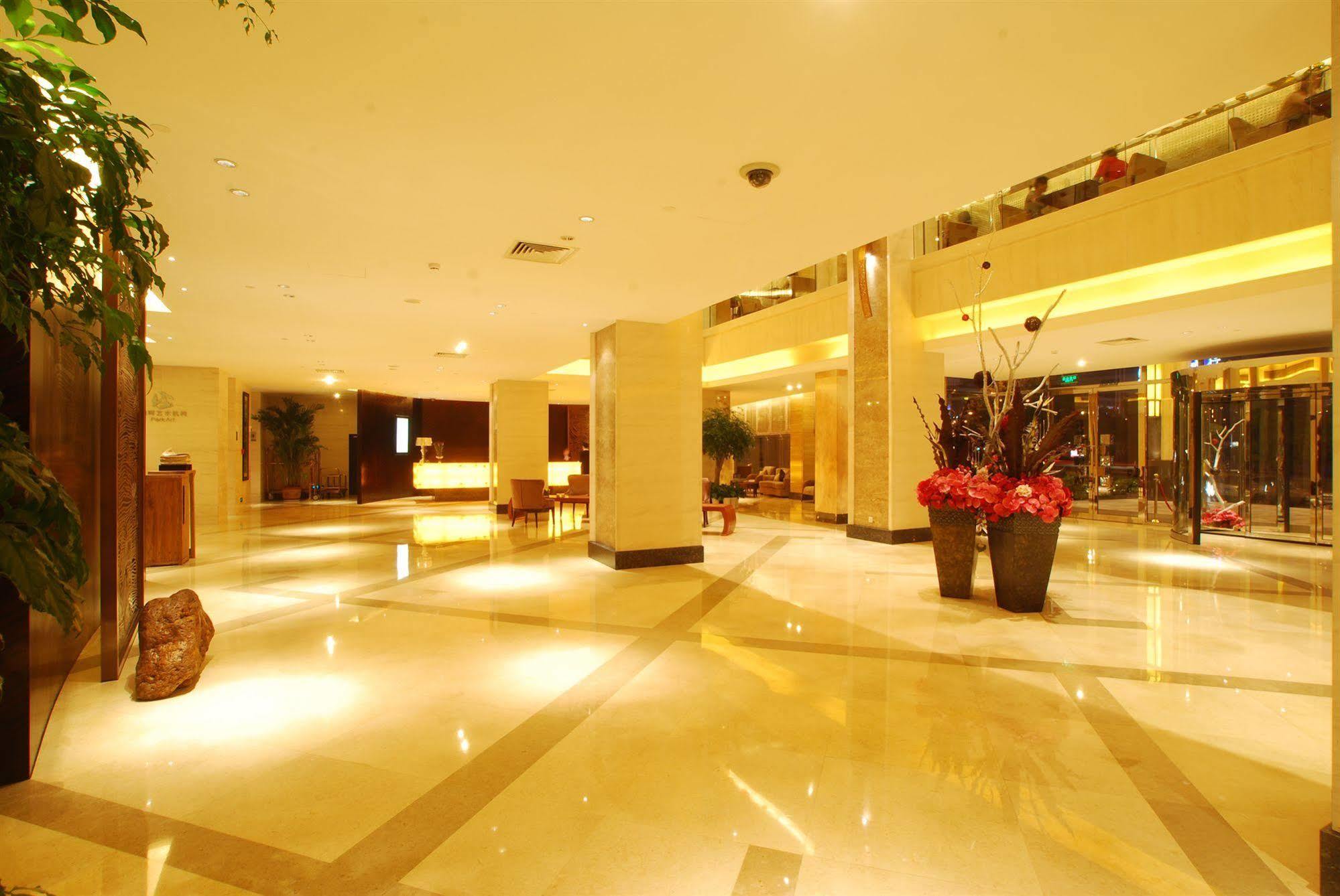 Yiwu International Mansion Hotel Ngoại thất bức ảnh