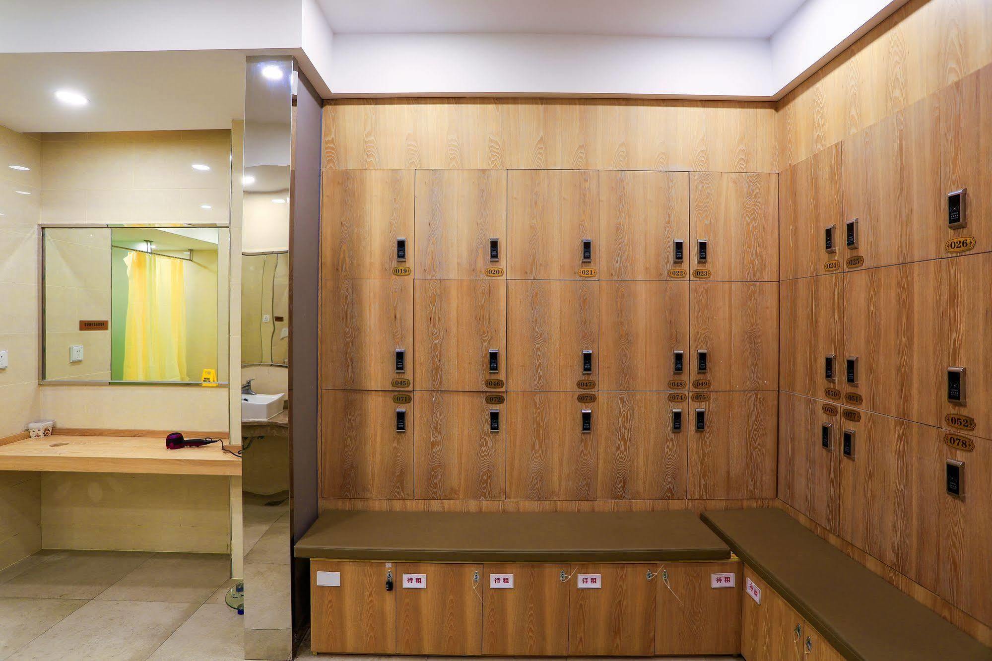 Yiwu International Mansion Hotel Ngoại thất bức ảnh